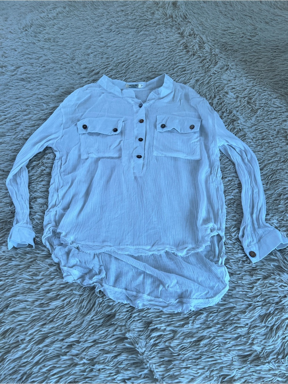 White Casual Button-Down Pocket Tunic — Women's Lightweight Shirt